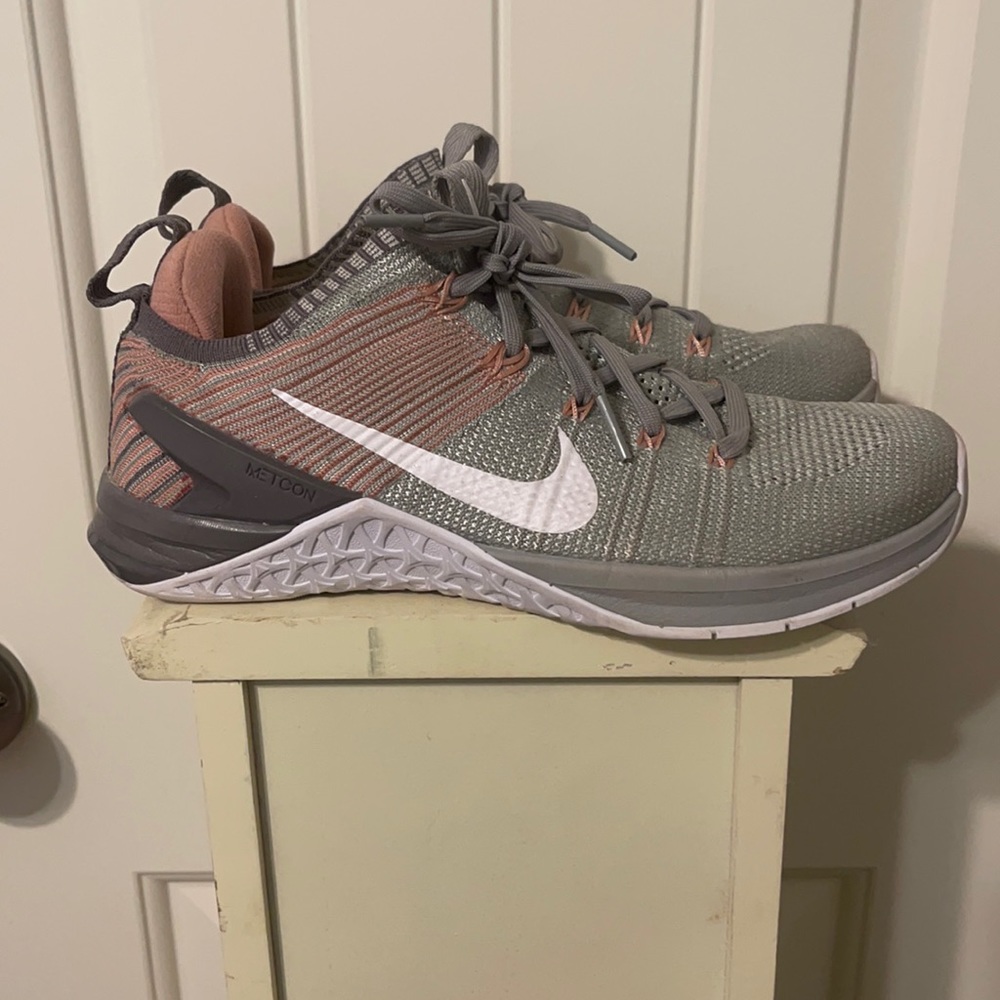 Women’s Nike Metcon 3 CrossFit shoe, size 7.5